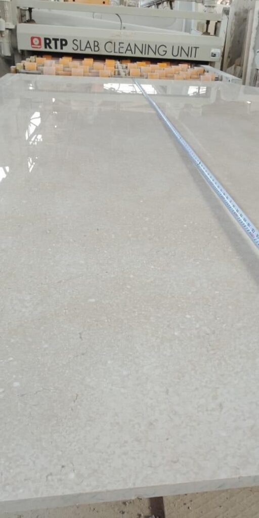 999f4f7d-08b1-4b4c-8ed1-23d3f3d8b567